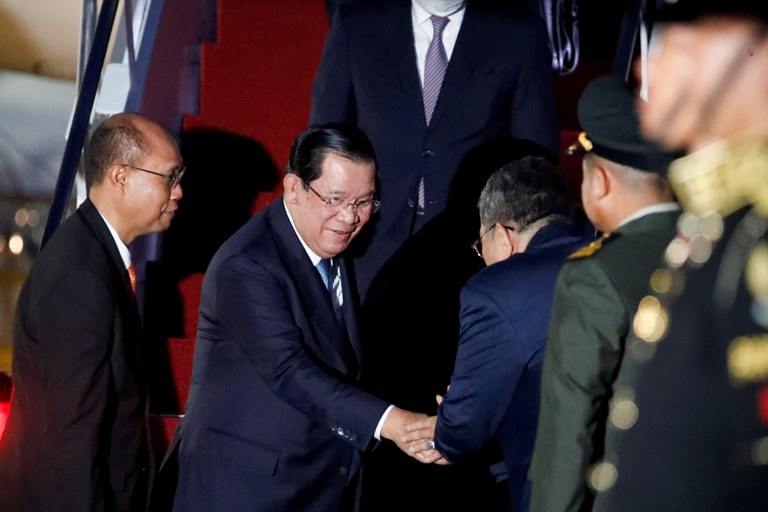 221114-G20-SUMMIT-ARRIVALS-HUN-SEN.JPG 221114-G20-SUMMIT-ARRIVALS-HUN-SEN.JPG