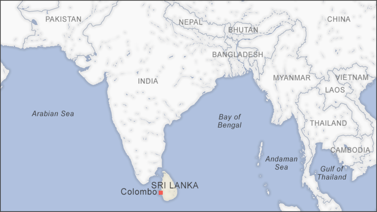 Sri Lankan Navy Rescues Over 100 Rohingya Refugees Adrift in Rough Seas 2 sri lankan navy rescues over 100 rohingya refugees adrift in rough seas 1