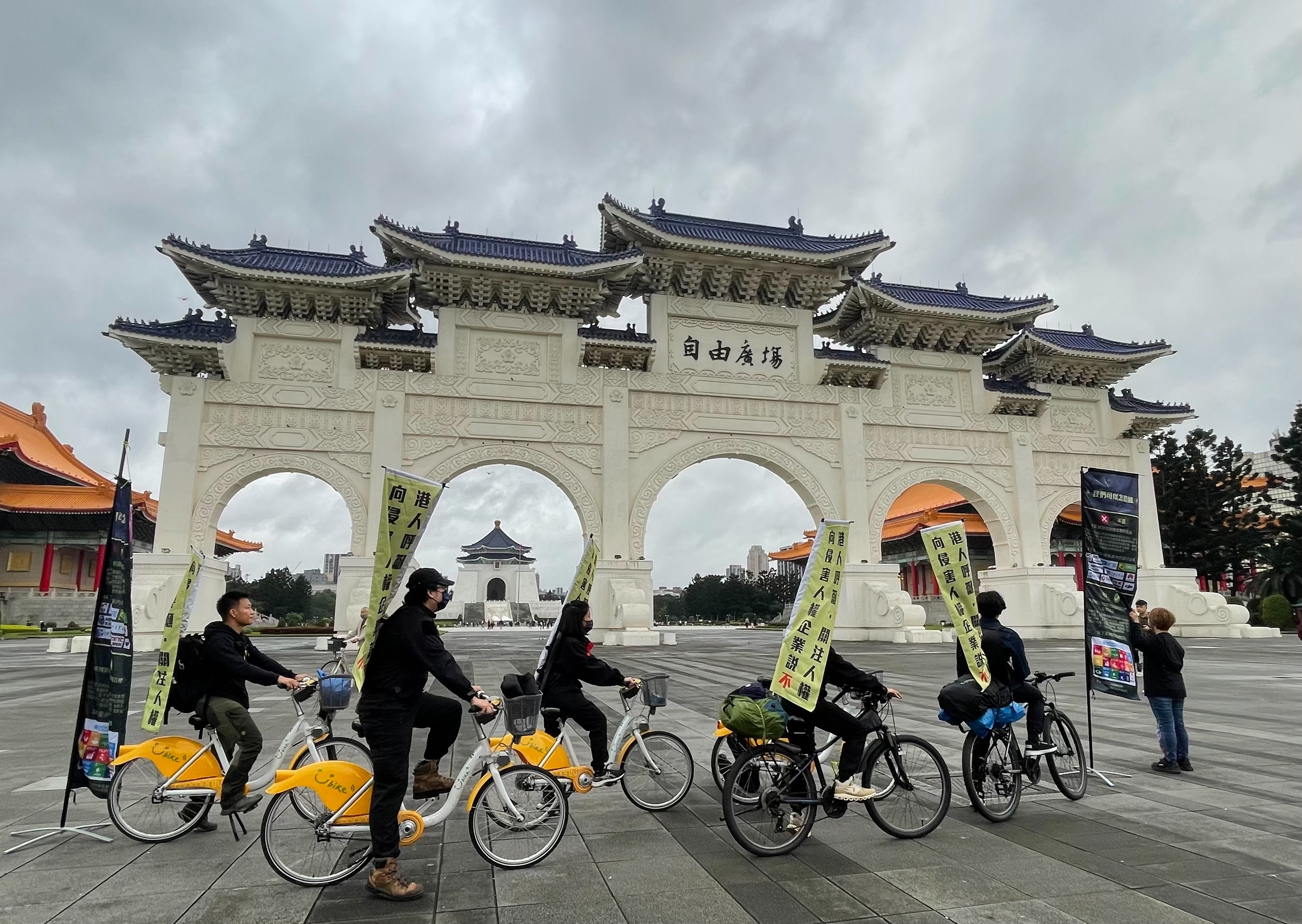ENG_CHN_HongKongExiles_01022023_03.jpg ENG_CHN_HongKongExiles_01022023_03.jpg
