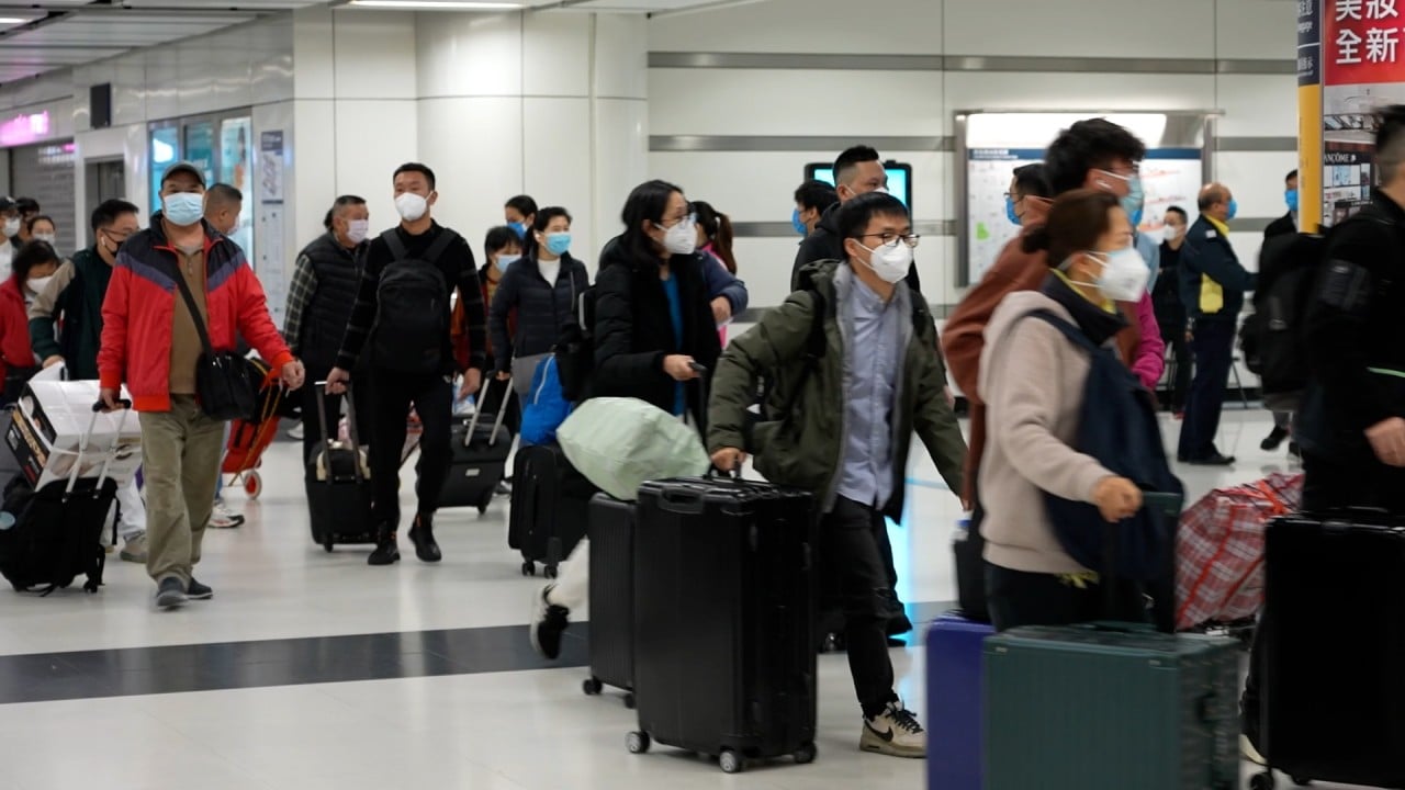 Mainland China to open all borders with Hong Kong and Macau, travel tours to resume 