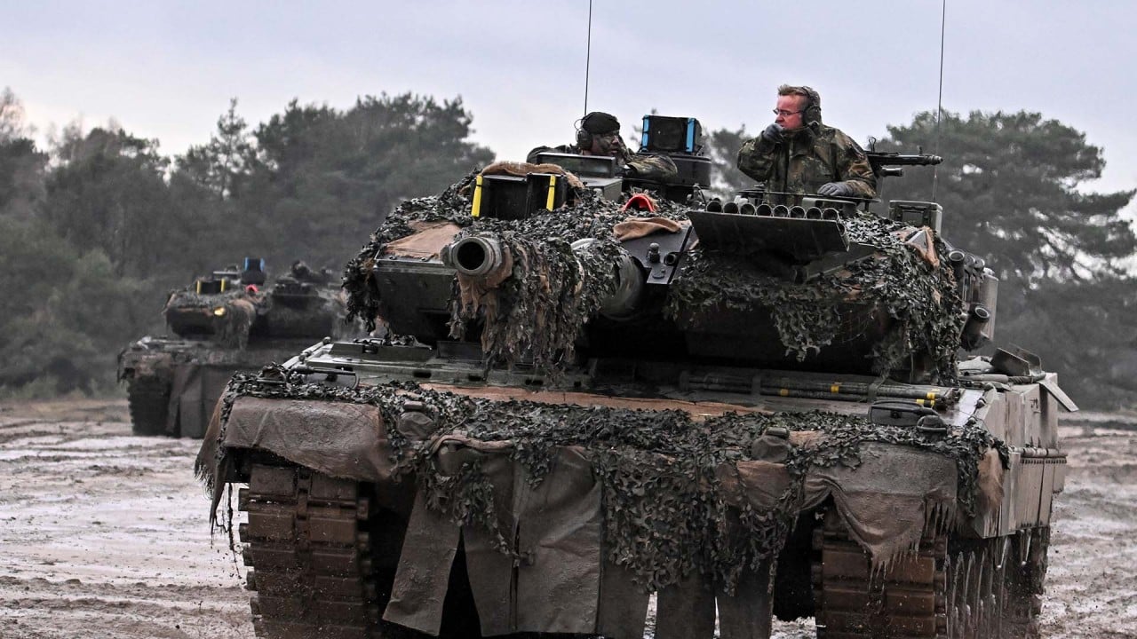 ‘Everything that helps Ukraine’: German Defence Minister visits Leopard 2 tank brigade