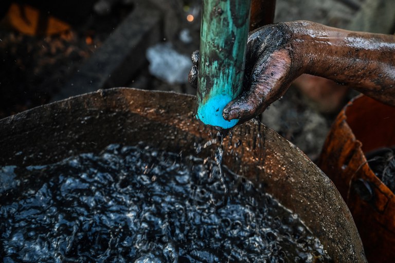 ENG_BUR_OilWells_06082023_03.jpg ENG_BUR_OilWells_06082023_03.jpg