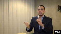 Political analyst Richard Heydarian says 'If allies (...) have integrated deterrence— collective deterrence capability, China will not even think of invading Taiwan.' (Dave Grunebaum/VOA)