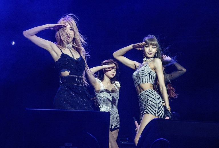 ENG_VTN_BARBIE_07072023.2.jpg The K-Pop group BlackPink, shown in 2019, will play its two Hanoi dates as planned after its tour promoter headed off its own “nine-dash-line” controversy. Credit: Amy Harris/Invision/AP