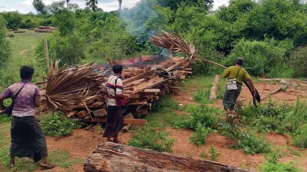 ENG_BUR_KillingsReactions_07242023.2.jpg Residents prepare to cremate some of the civilians killed by junta troops in Sone Chaung village, Yinmarbin township, northwestern Myanmar's Sagaing region, July 21, 2023. Credit: Citizen journalist