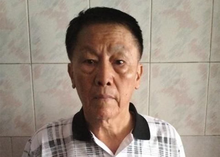 Mandalay doctor.jpg Mandalay doctor.jpg