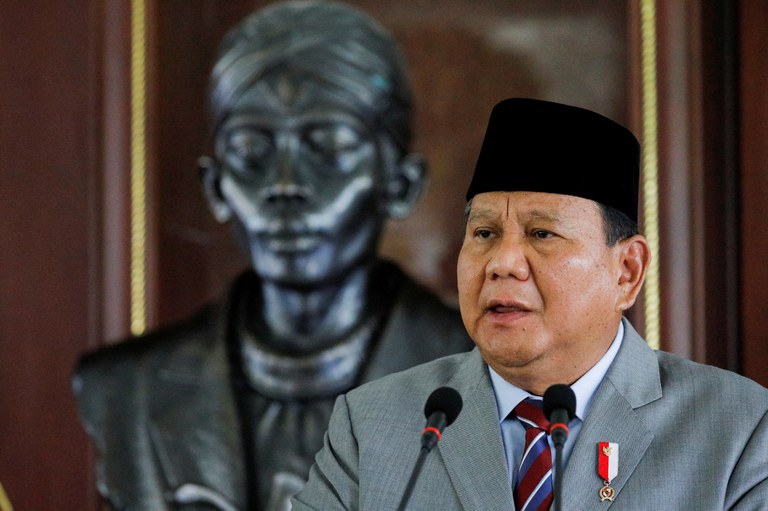 benar4.jpg Indonesian Defense Minister Prabowo Subianto speaks during a news conference in Jakarta, Nov. 21, 2022. Credit: Willy Kurniawan/Pool/Reuters file photo
