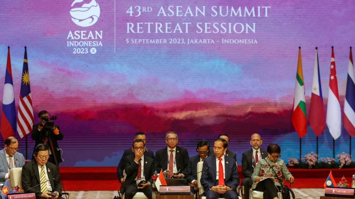 ASEAN Opens Summit in Jakarta 1 asean opens summit in jakarta 1