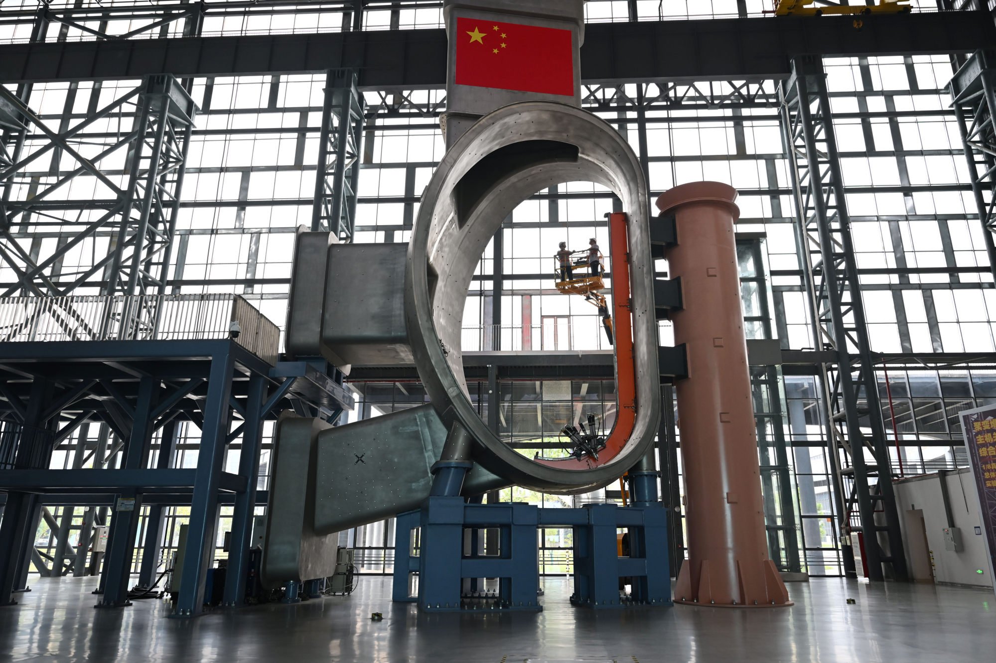 Eight semi-circular pieces will come together, like segments of an orange, to form a doughnut-shaped vacuum chamber for fusion experiments. Photo: Xinhua china launches kuafu nuclear fusion research facility named after mythical giant in quest to build artificial sun 1