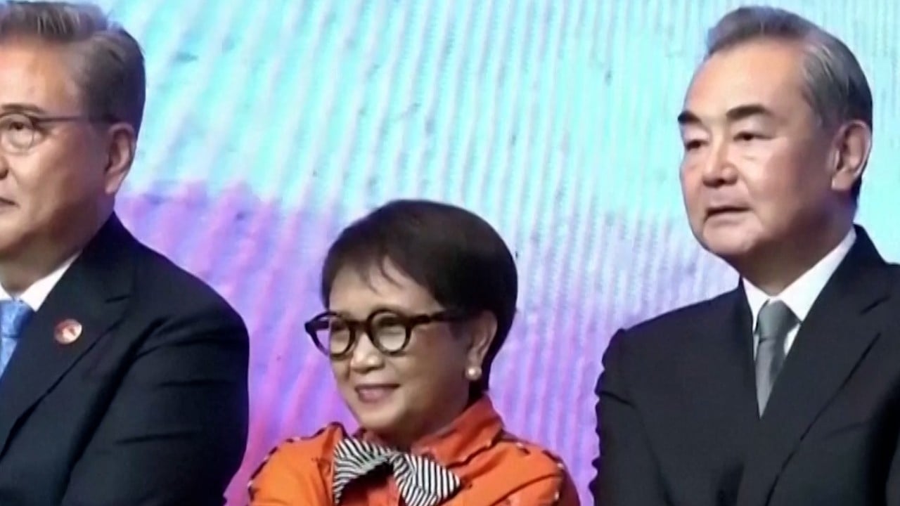 chinas li qiang vows practical cooperation with asean in bid to reassure region amid maritime disputes us pressure 1