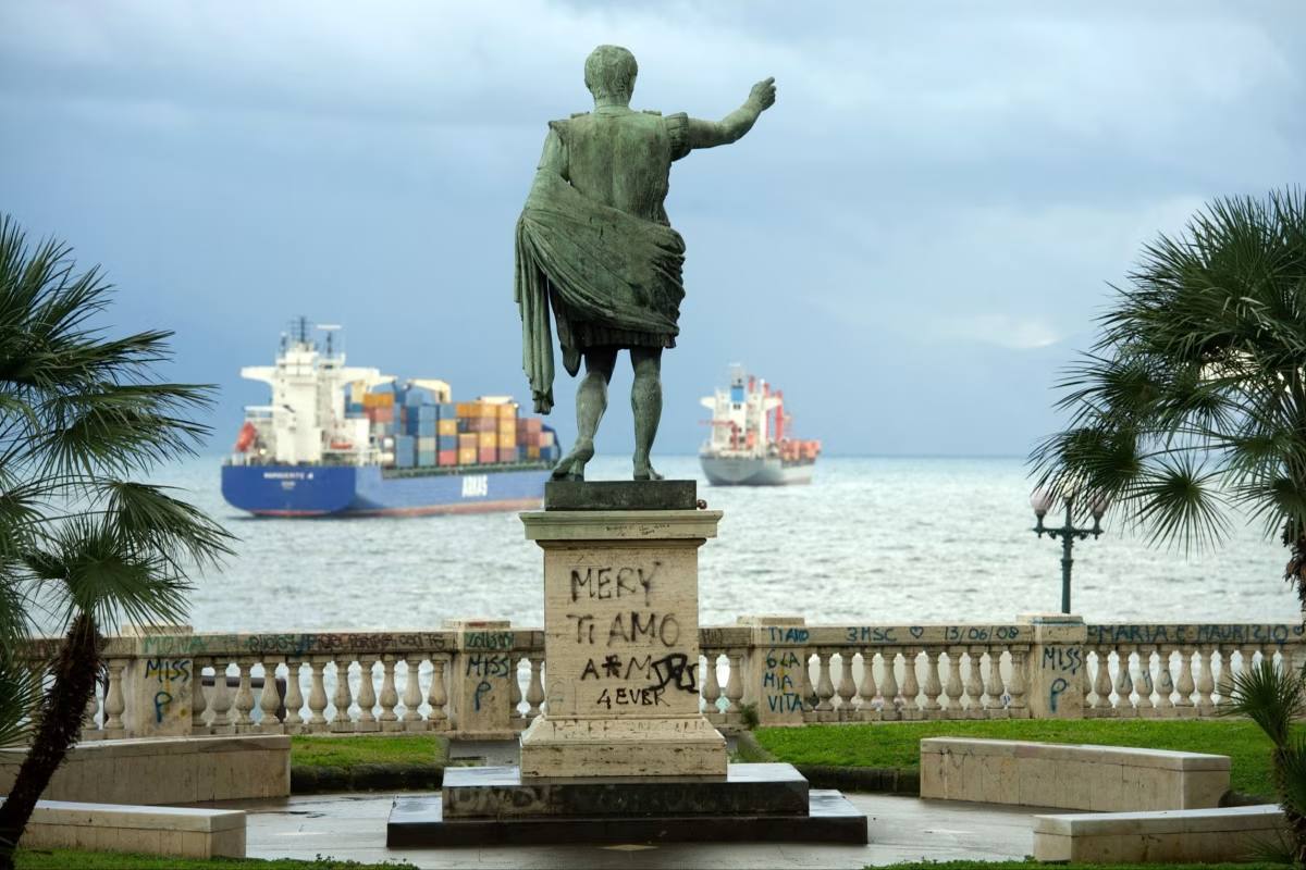A statue of Julius Caesar in Naples looking out to sea