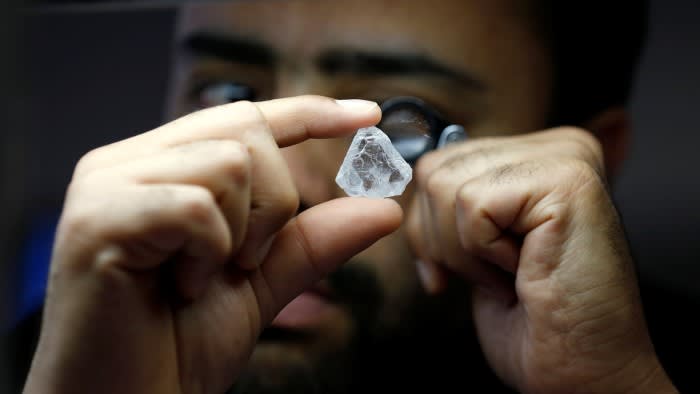 G7 governments to announce bans on Russian diamond imports 1 g7 governments to announce bans on russian diamond imports