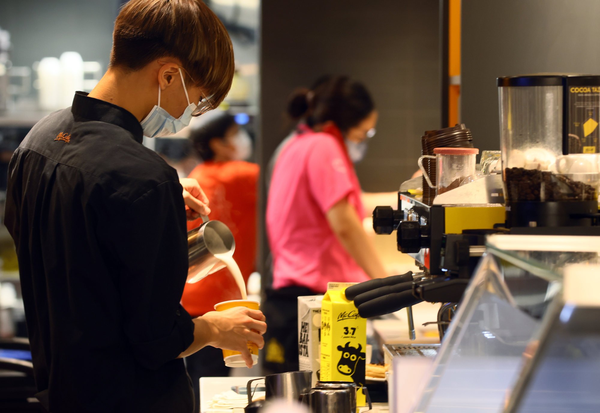 The fast food giant said on Facebook it would discontinue its ground and premium roast coffee, including both hot and iced versions. Photo: Dickson Lee