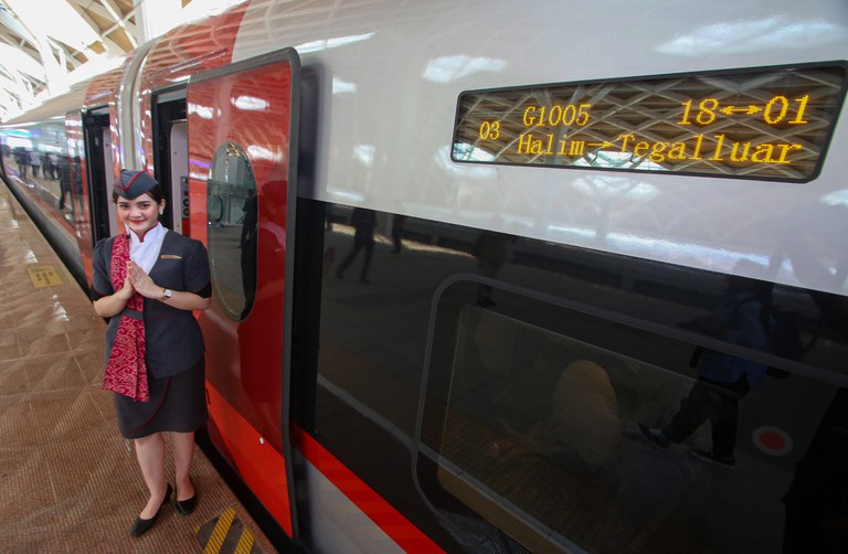 ID-train-pic-5.jpg ID-train-pic-5.jpg