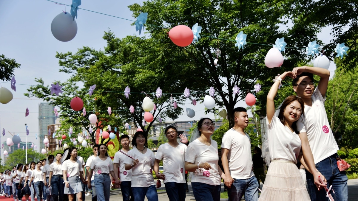 Married Women Face Discrimination in Hunt for China Jobs 1 married women face discrimination in hunt for china jobs 1