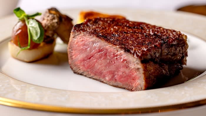 A £760 steak from Japan must be very well done 1 a 760 steak from japan must be very well done