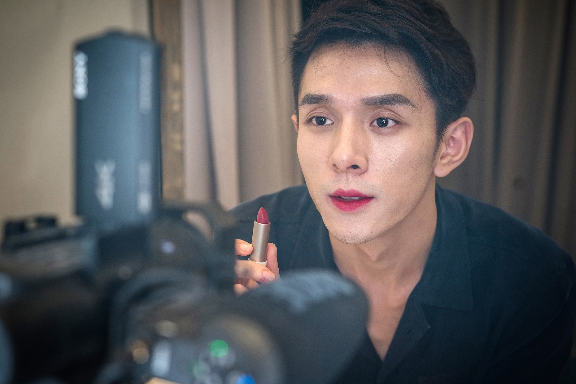 alibaba steps up singles day promotion with group of live streamers persuading consumers to shop for low priced goods on its platforms 1