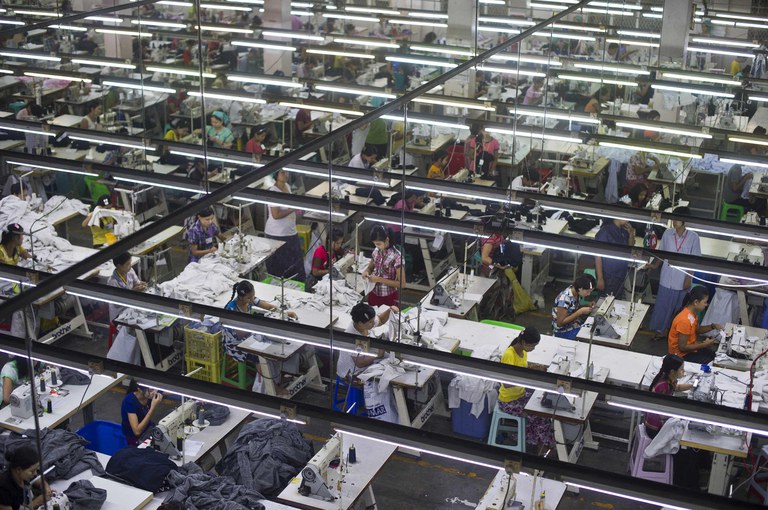 4garment.jpg 4garment.jpg