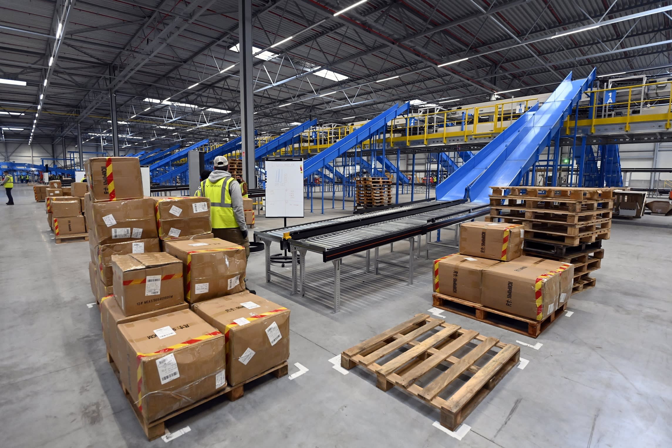 logistics platform of Cainiao, the logistics branch of Alibaba