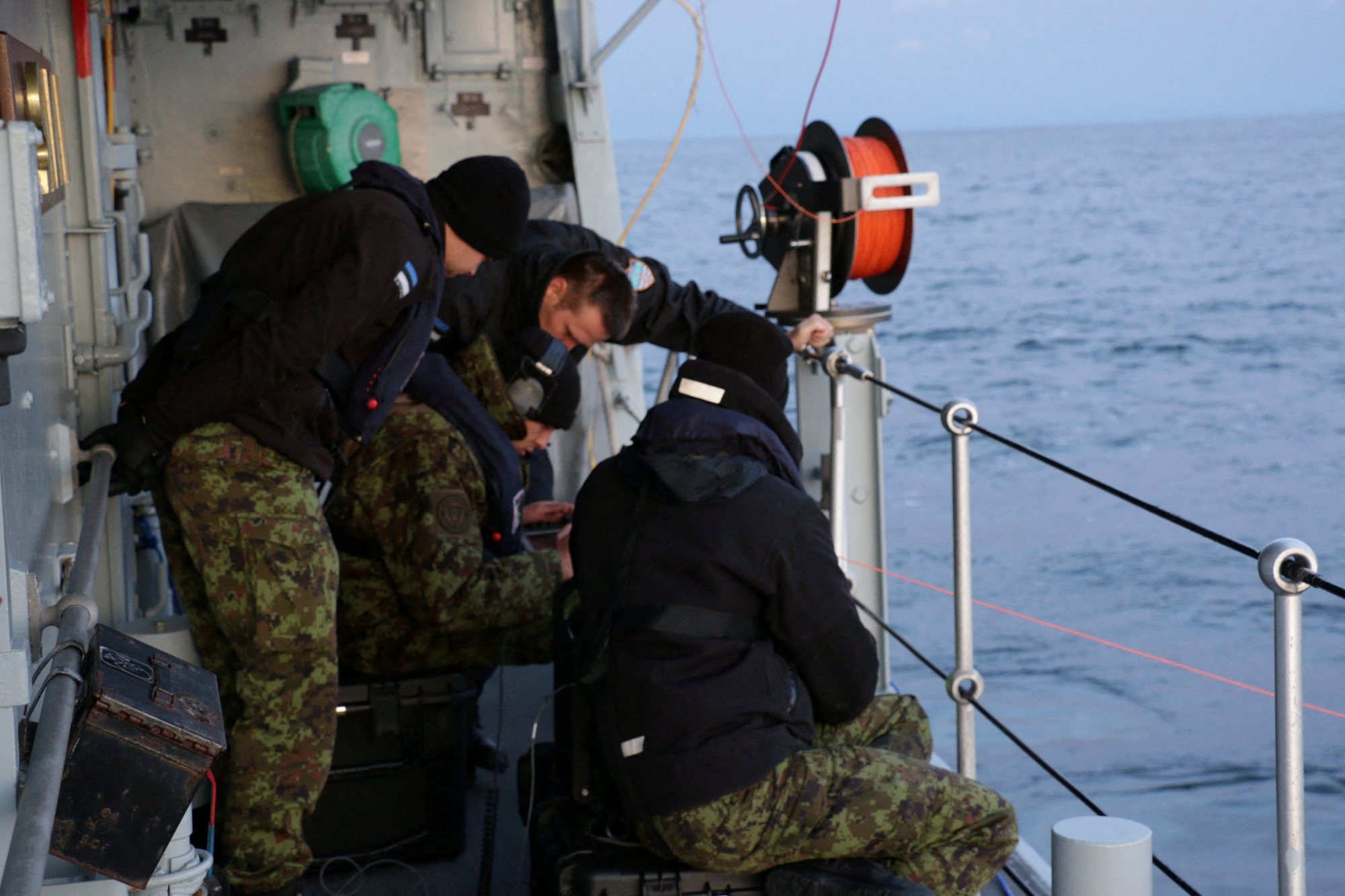 The Estonian Navy conducts an undersea communications cable survey on October 10 after a subsea gas pipeline and a telecommunications cable connecting Finland and Estonia under the Baltic Sea was damaged. Photo: Estonian Navy via Reuters