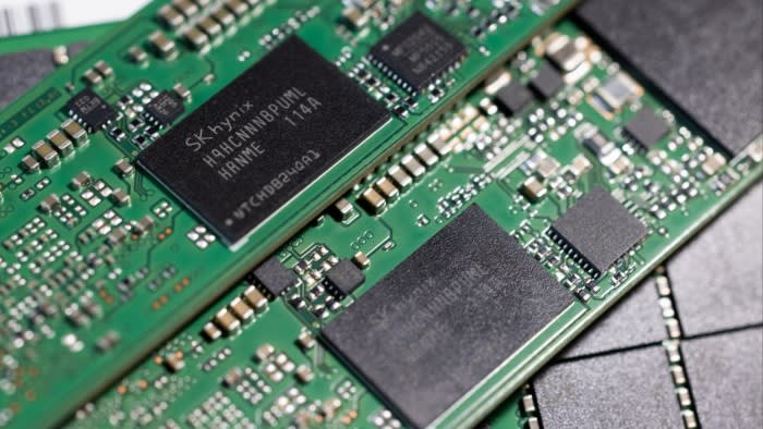 Chipmaker Western Digital walks away from Kioxia merger talks 1 chipmaker western digital walks away from kioxia merger talks