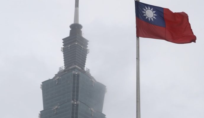 taiwans ex leader ma ying jeou vows to boycott double tenth event over pro independence logo