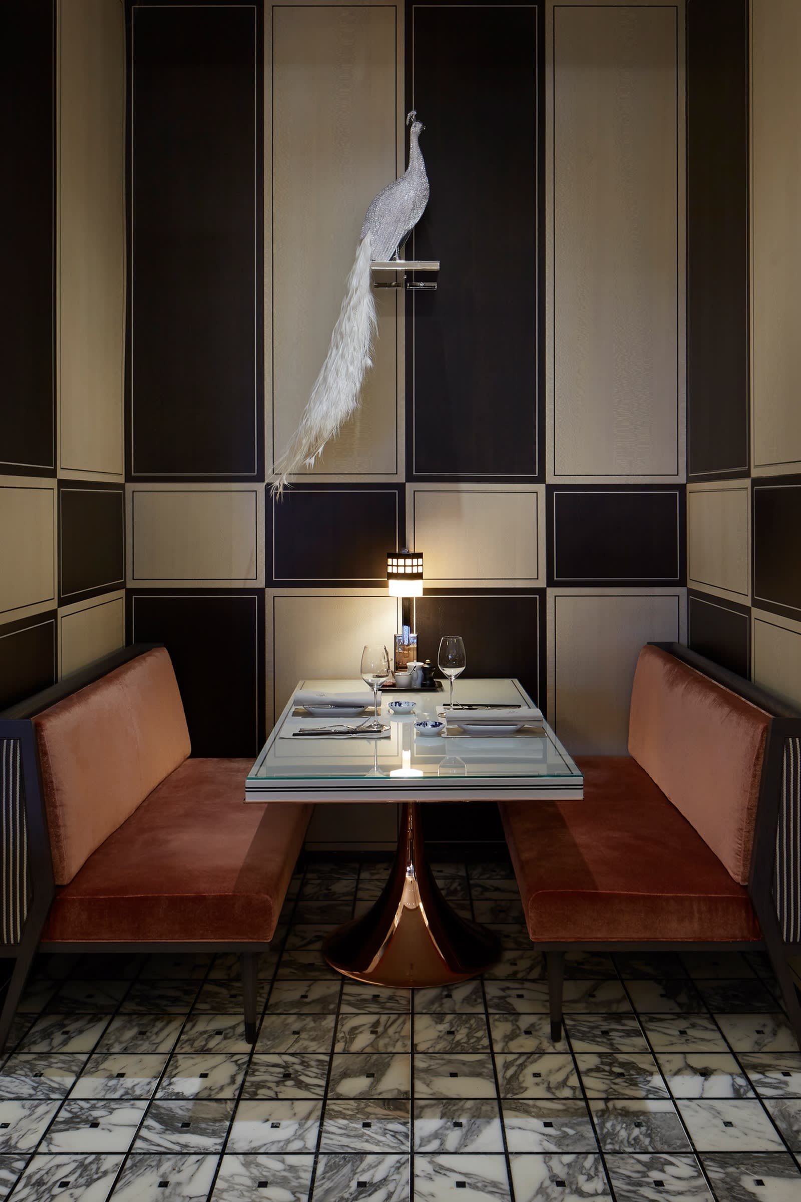 Holt’s Café at Rosewood Hong Kong, with Peacocks artwork by Clarita Brinkerhoff