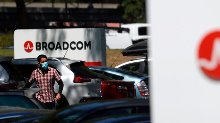 Broadcom-VMware $69bn merger to close after China approves deal 1 broadcom vmware 69bn merger to close after china approves deal