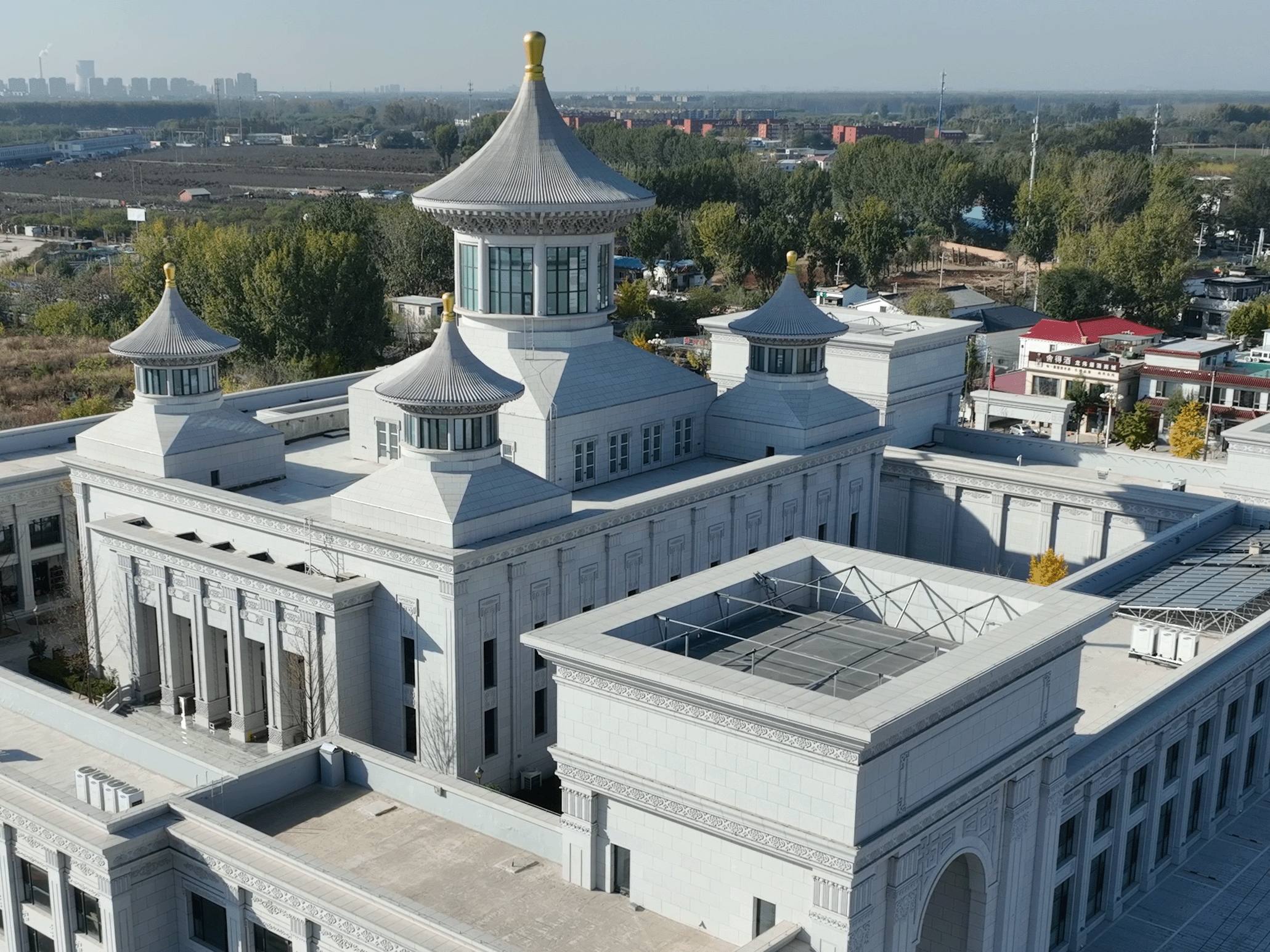 The Doudian Mosque after its renovation, showing flat roofs and with its domes removed.