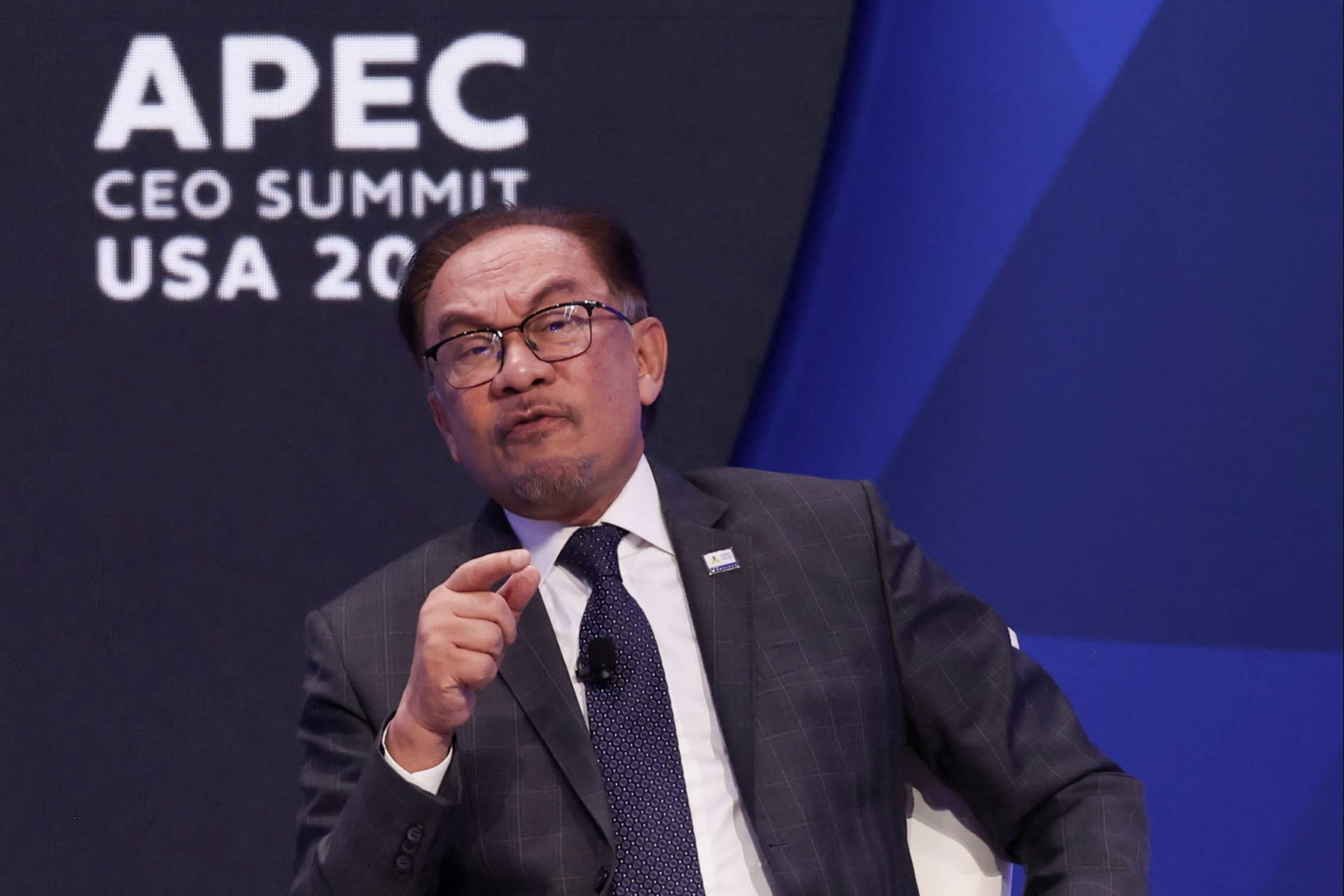 Anwar Ibrahim speaks at the Apec CEO Summit in San Francisco on November 15