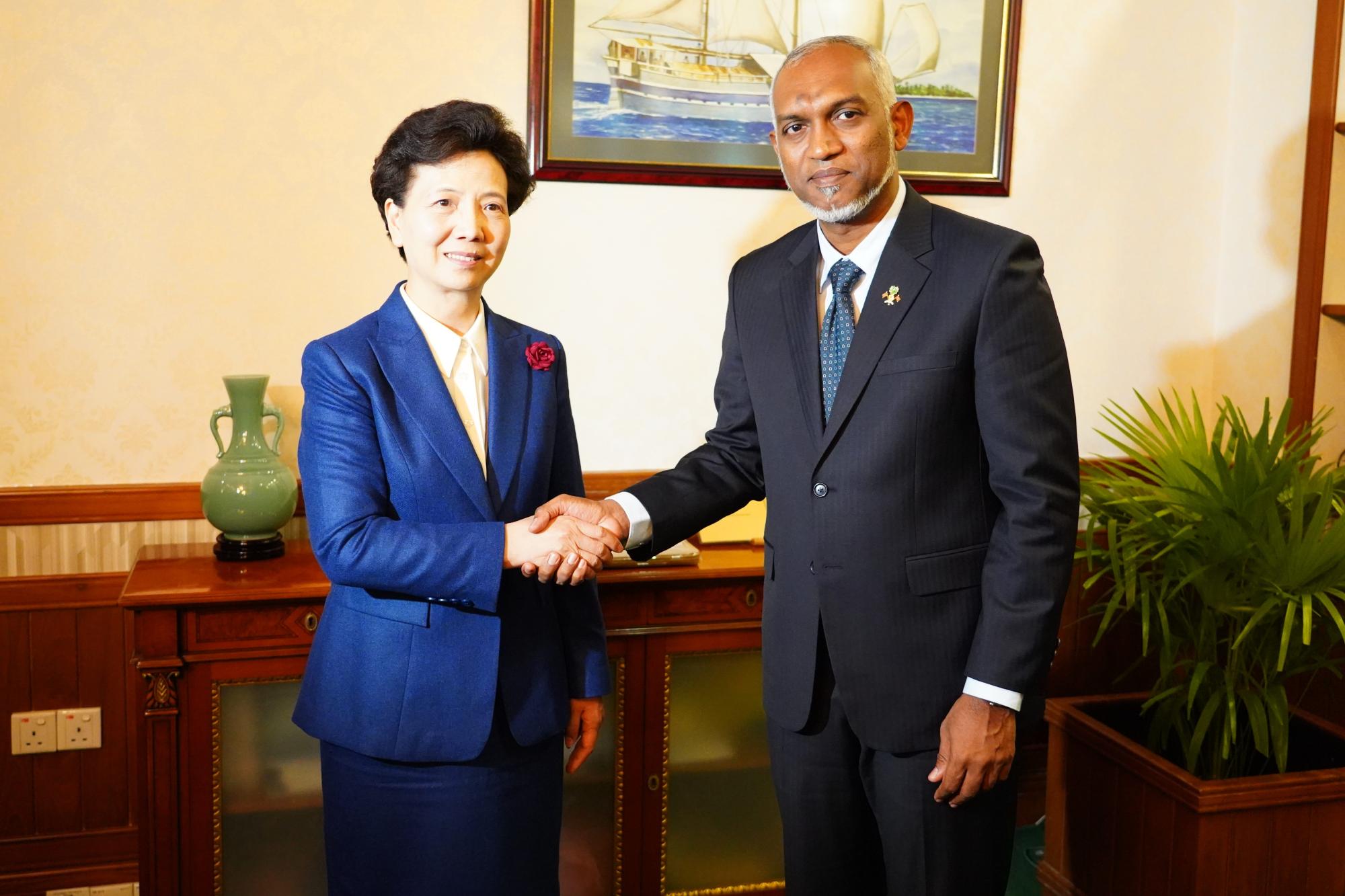 Chinese special envoy and state councillor Shen Yiqin meets with President Mohamed Muizzu on November 18, a day after attending his inauguration. Photo: Xinhua