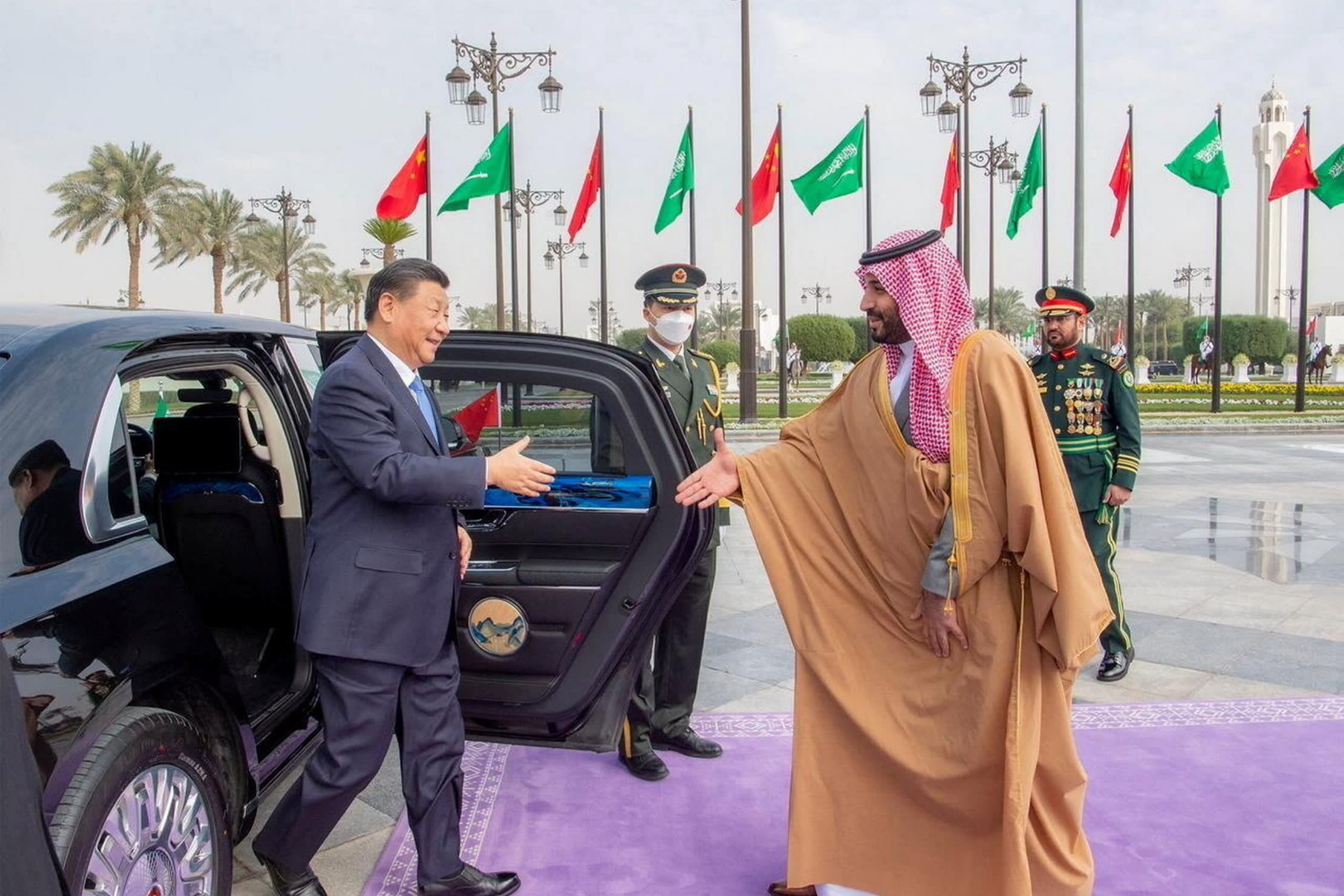 Xi Jinping, left, and Mohammed bin Salman