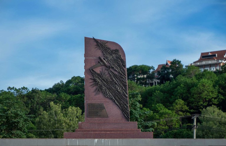 monument-1.jpg A monument to the 30 Soviet pilots who died in Laos during the Vietnam War has been erected in Vientiane, June 25, 2023. Credit: Tran Viet Duc/RFA
