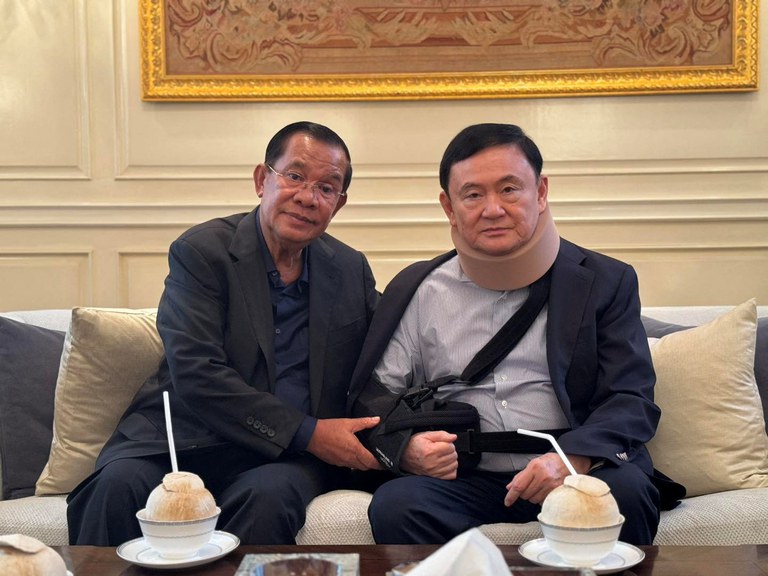 2024-02-21T071948Z_1731211702_RC2V66AYJ571_RTRMADP_3_THAILAND-POLITICS-THAKSIN-HUNSEN (1).JPG 2024-02-21T071948Z_1731211702_RC2V66AYJ571_RTRMADP_3_THAILAND-POLITICS-THAKSIN-HUNSEN (1).JPG
