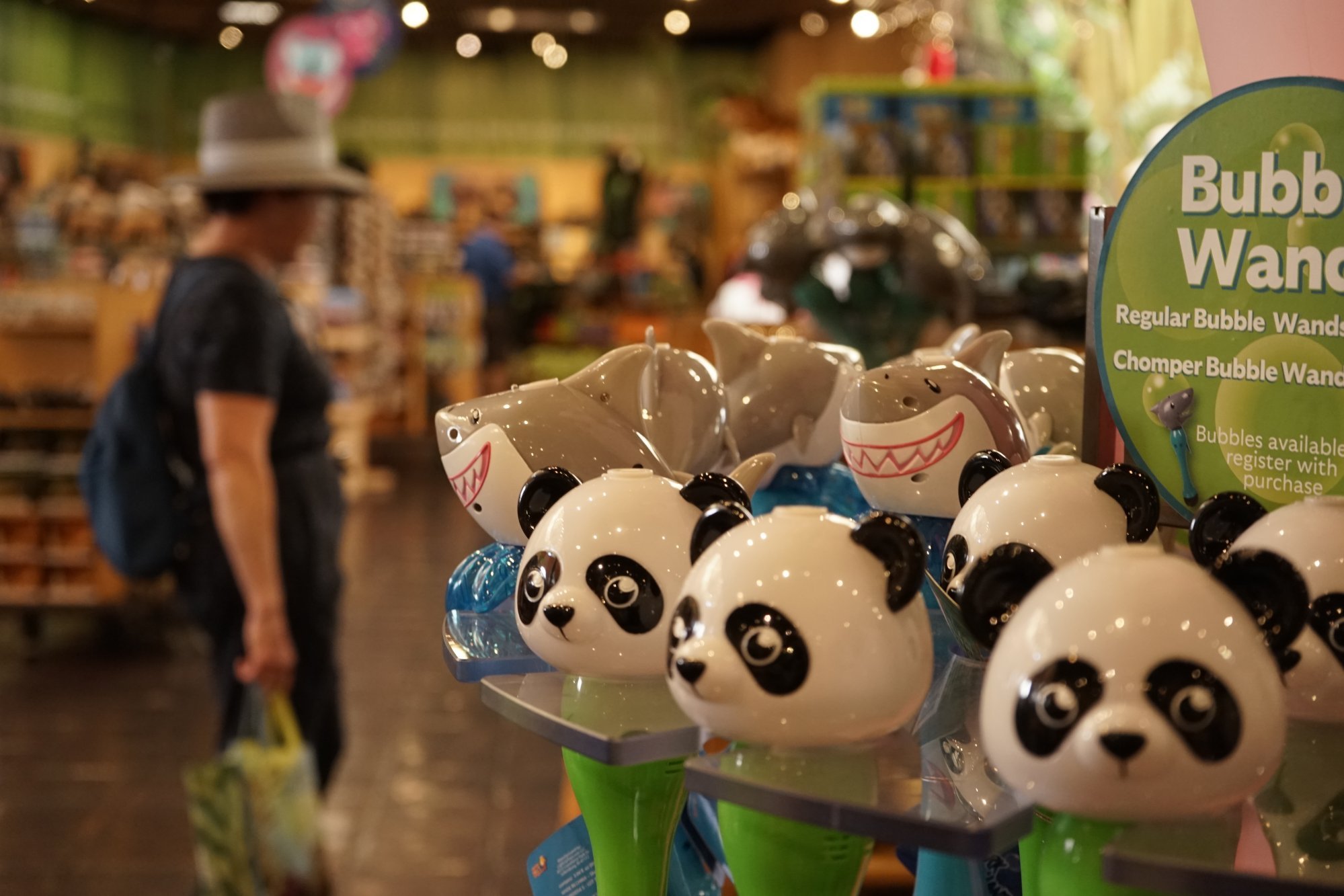 Panda-themed bubble wands at a gift shop of the San Diego Zoo in California. Photo: Xinhua