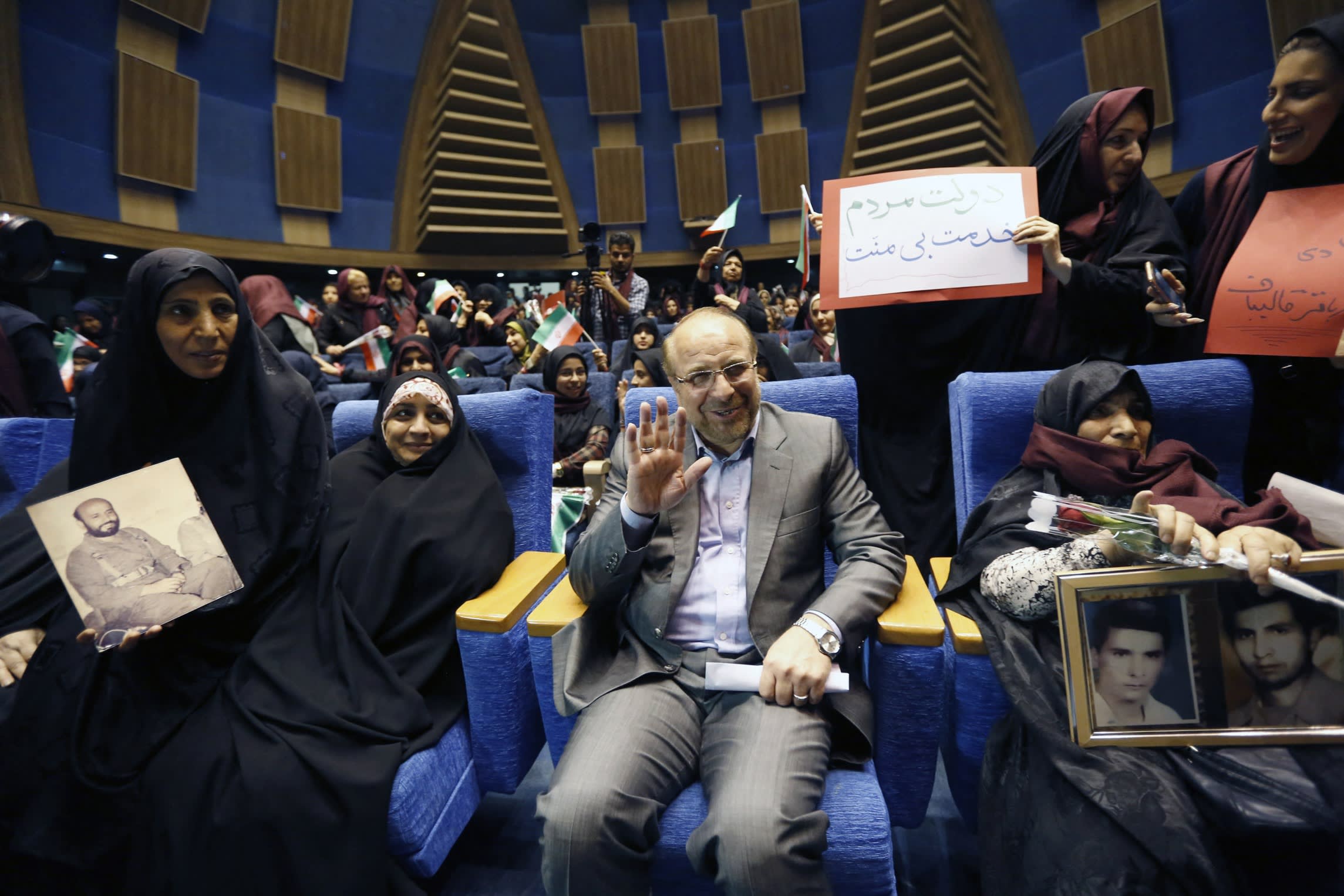 Mohammad Bagher Ghalibaf with supporters at a rally in Tehran in 2017