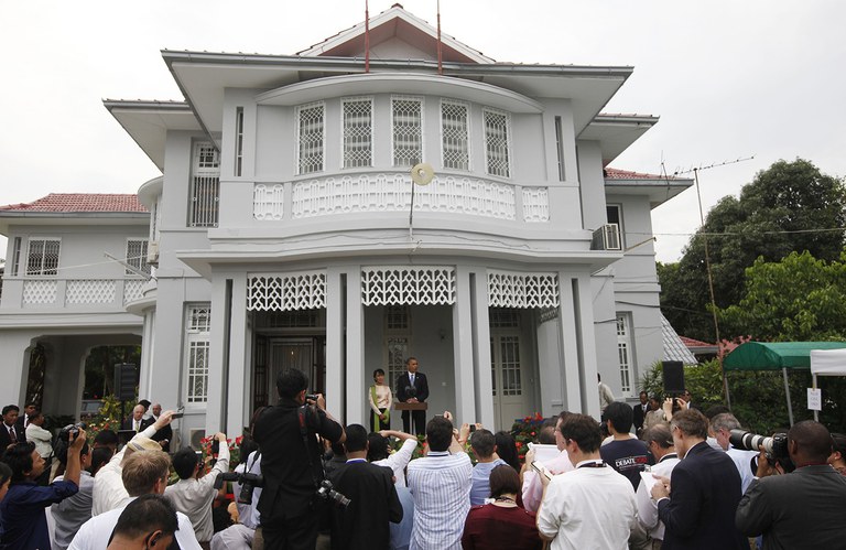 President Barack Obama, center right, and Myanmar State Counsellor Aung San Suu Kyi, center left, address members of the media at her residence in Yangon on Nov. 19, 2012. (Carolyn Kaster/AP)