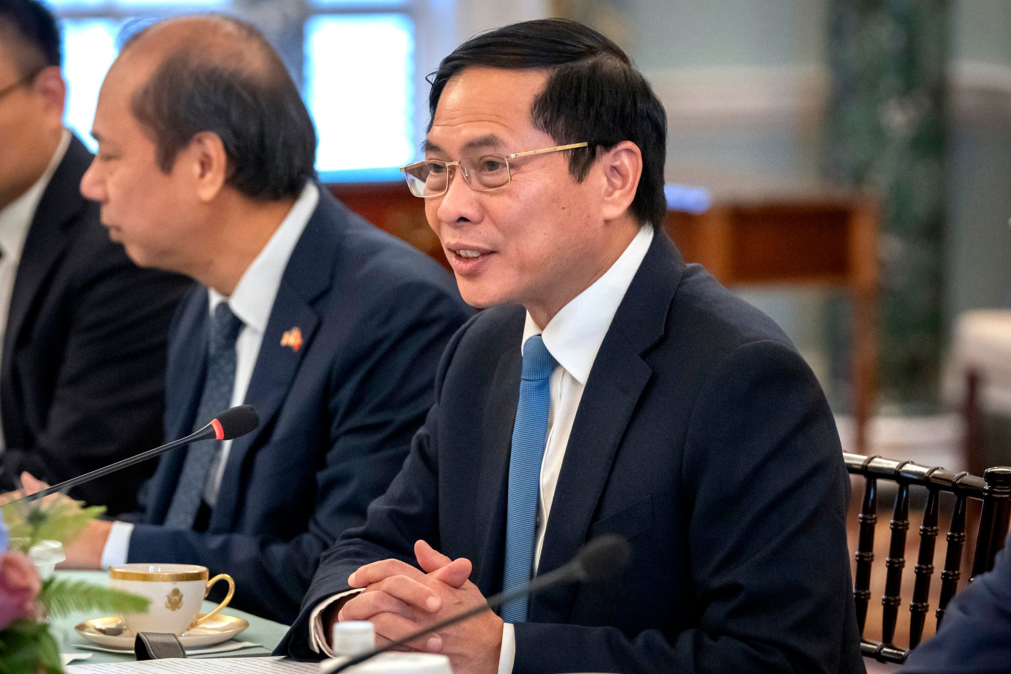 “Vietnam wishes and can have good relations with all major powers,” Son said. Photo: AP