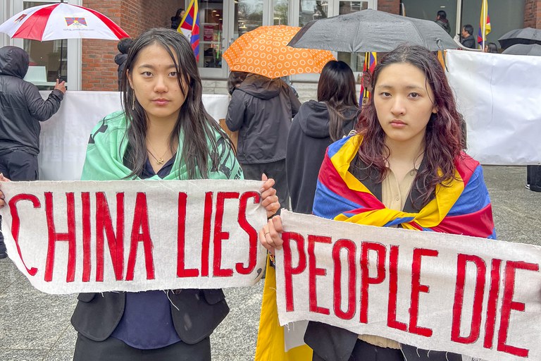 ENG_CHN_HK_AmbassadorProtest_04232024.4.JPG