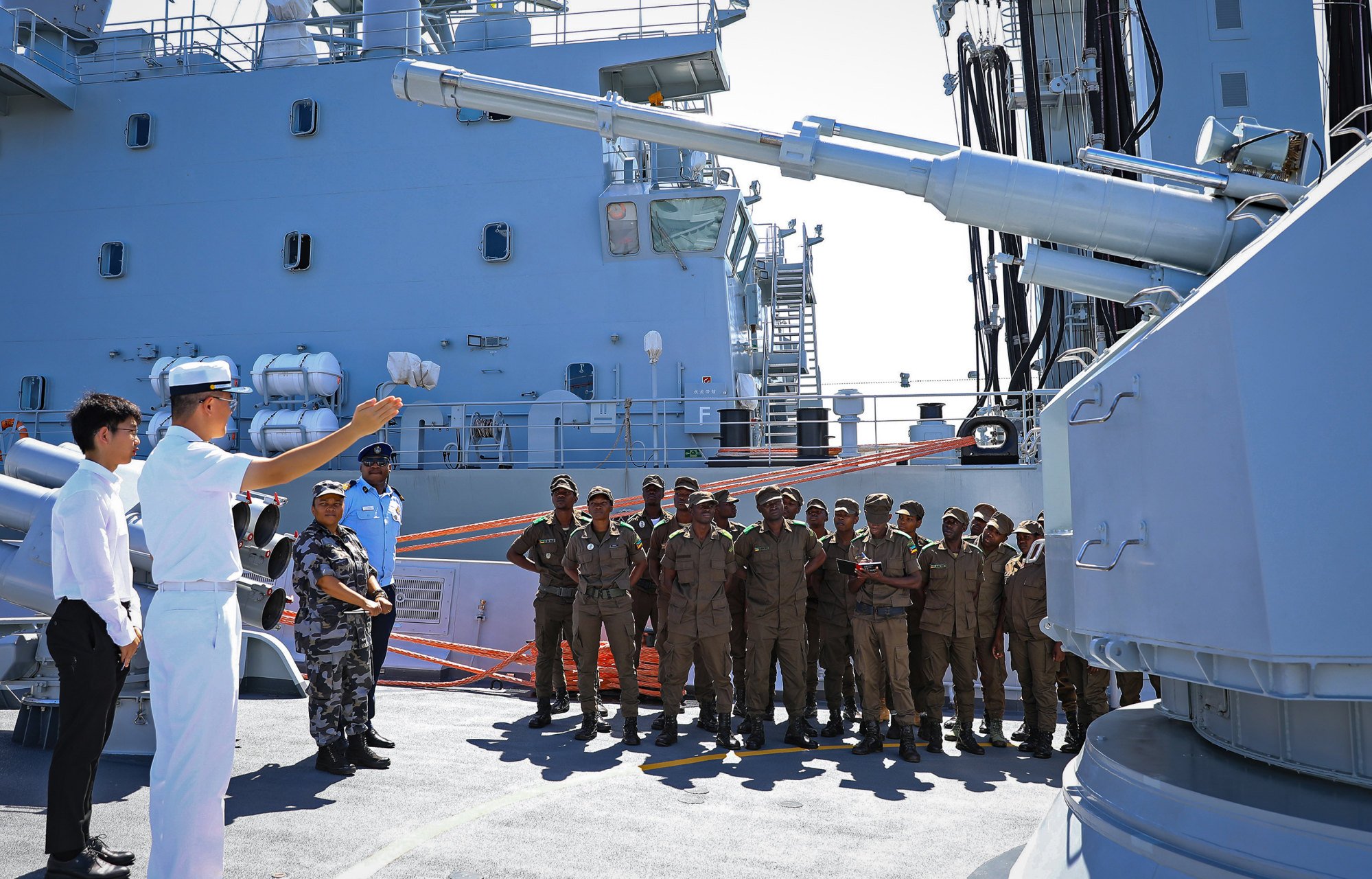 In Mozambique, local officers and soldiers visited the guided-missile frigate Linyi during its visit. Port calls such as this have begun to increase in number after they were paused during the pandemic. Photo: Xinhua