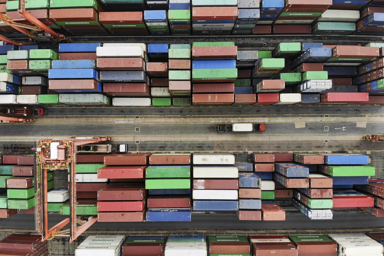 ENG_CHN_ANALYSISHK_Shipping_04172024.20.JPG An aerial view shows containers at the Kwai Chung Container Terminal in Hong Kong, China June 6, 2021. (Aleksander Solum/Reuters)
