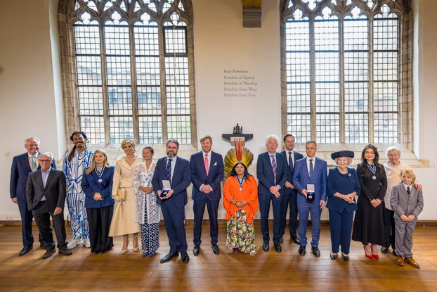1_ENG_UYG_ActivistAward_04122024.4.jpg Zumretay Arkin (3rd from R) stands with other award winners and officials at the Roosevelt Foundation in Middelburg, the Netherlands, April 11, 2024. (Zumretay Arkin via Twitter)