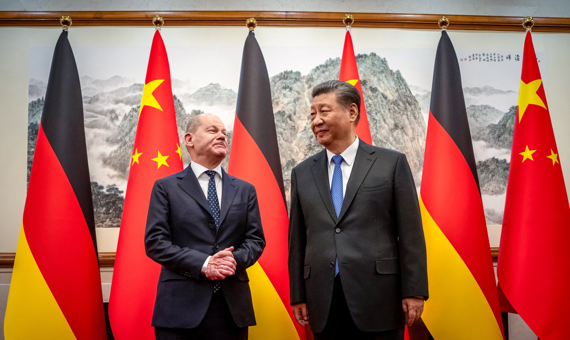 German Chancellor Olaf Scholz meets Chinese President Xi Jinping at the Diaoyutai state guest house in Beijing on April 16. Photo: dpa