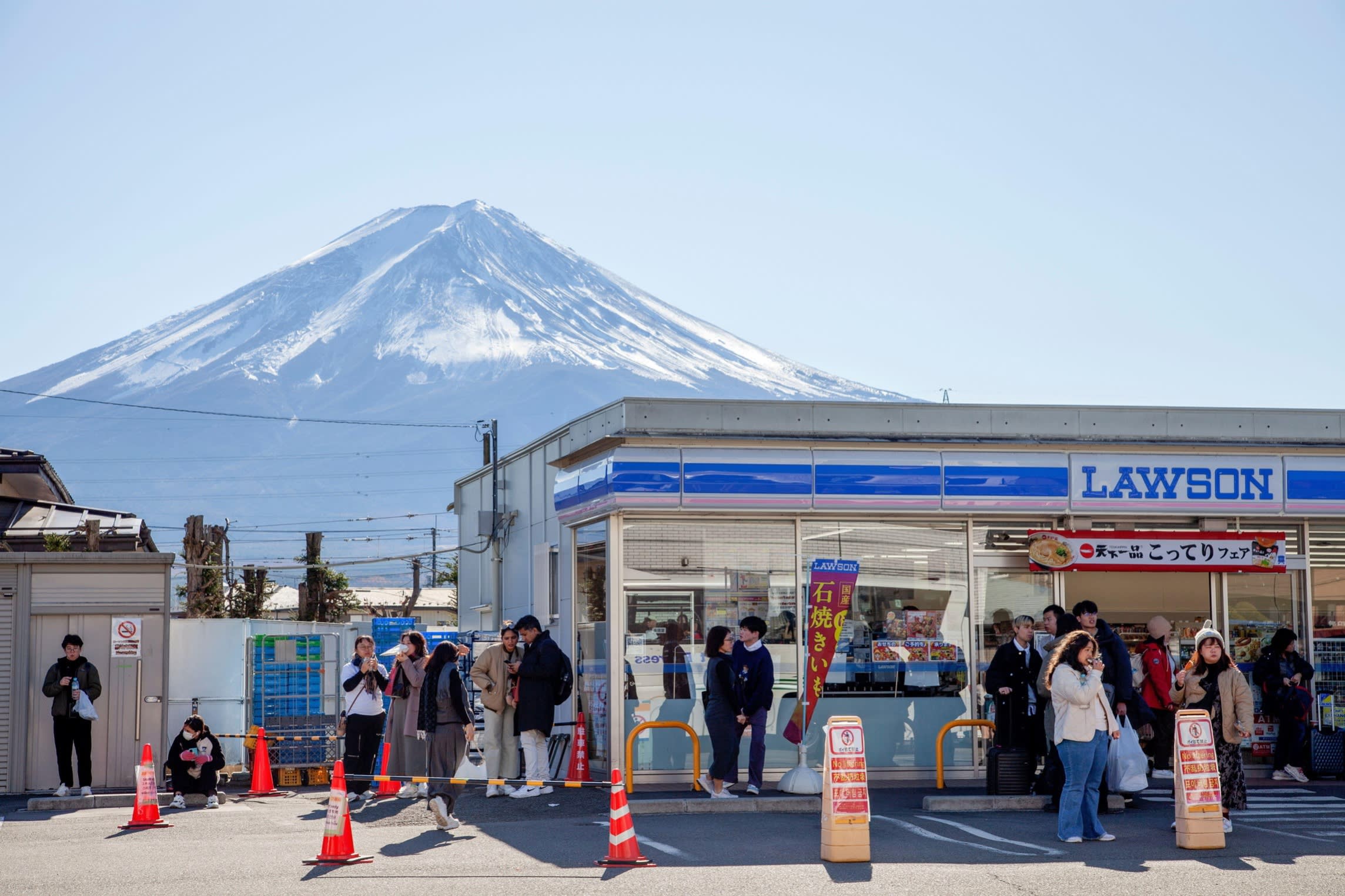 A shop with Mount Fuji in the background