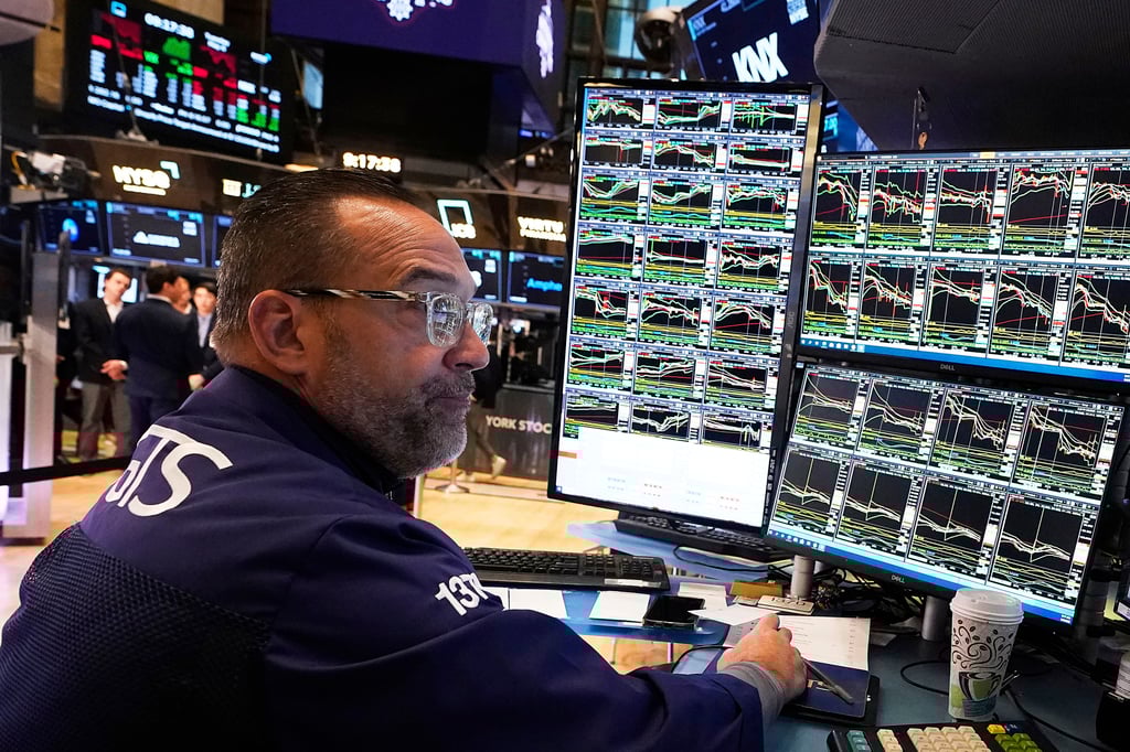 Specialist Anthony Matesic on the floor of the New York Stock Exchange on May 6, 2025. Photo: AP