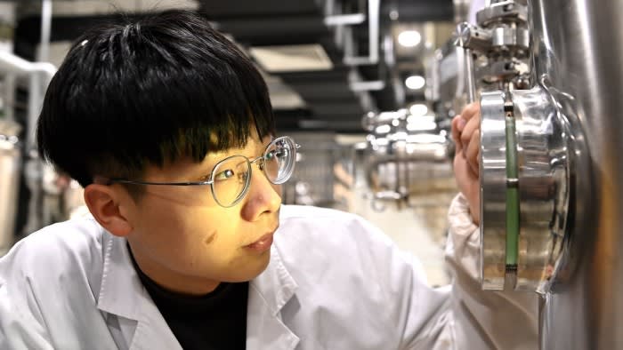 A researcher working in a state laboratory in China
