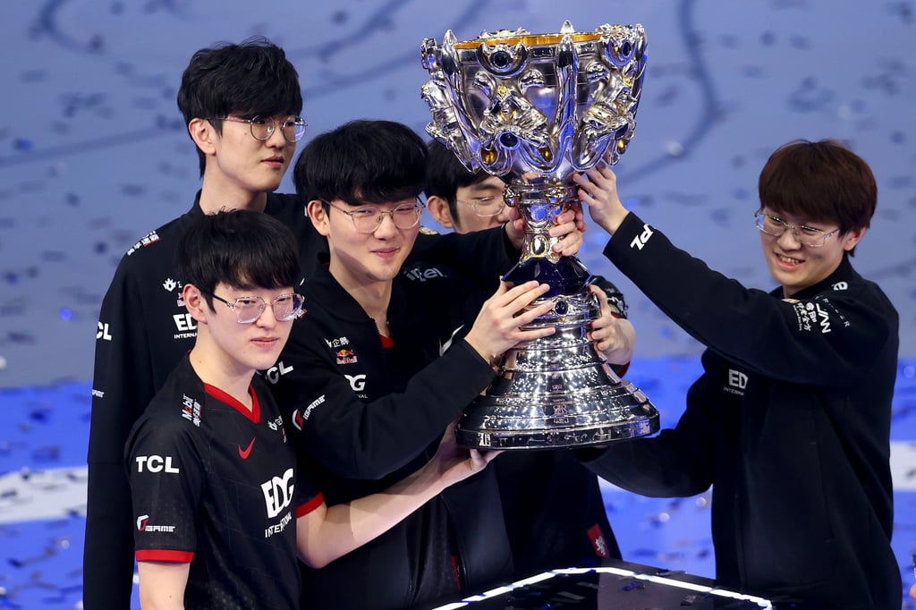 Members of the Edward Gaming esports team from Shanghai hoist the Summoner’s Cup after winning the 2021 League of Legends World Championship in Reykjavik, Iceland. Photo: Riot Games via Getty Images Members of the Edward Gaming esports team from Shanghai hoist the Summoner’s Cup after winning the 2021 League of Legends World Championship in Reykjavik, Iceland. Photo: Riot Games via Getty Images