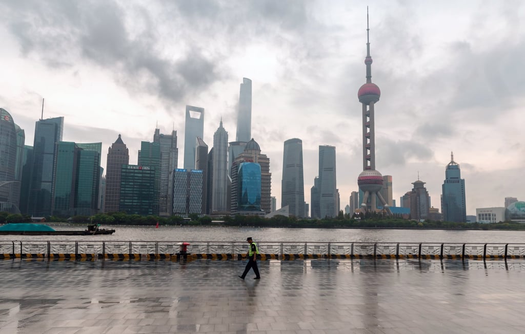Security forces are on high alert in Shanghai as the city braces for extreme conditions. Photo EPA-EFE Security forces are on high alert in Shanghai as the city braces for extreme conditions. Photo EPA-EFE