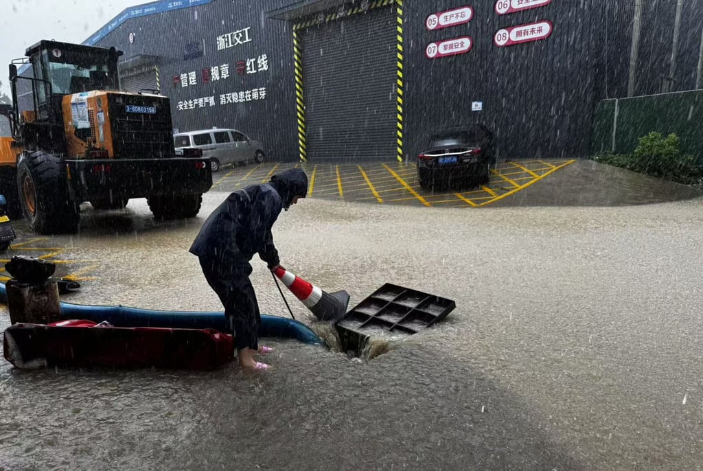 Preparations are underway in Ningbo, Zhejiang, as extreme weather approaches Photo: Handout Preparations are underway in Ningbo, Zhejiang, as extreme weather approaches Photo: Handout