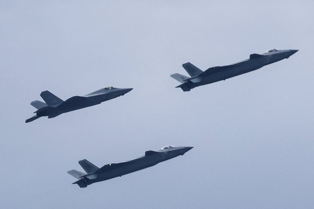 J-35 and J-20 fighter jets seen in a rehearsal for the fly-past last weekend. Photo: Reuters